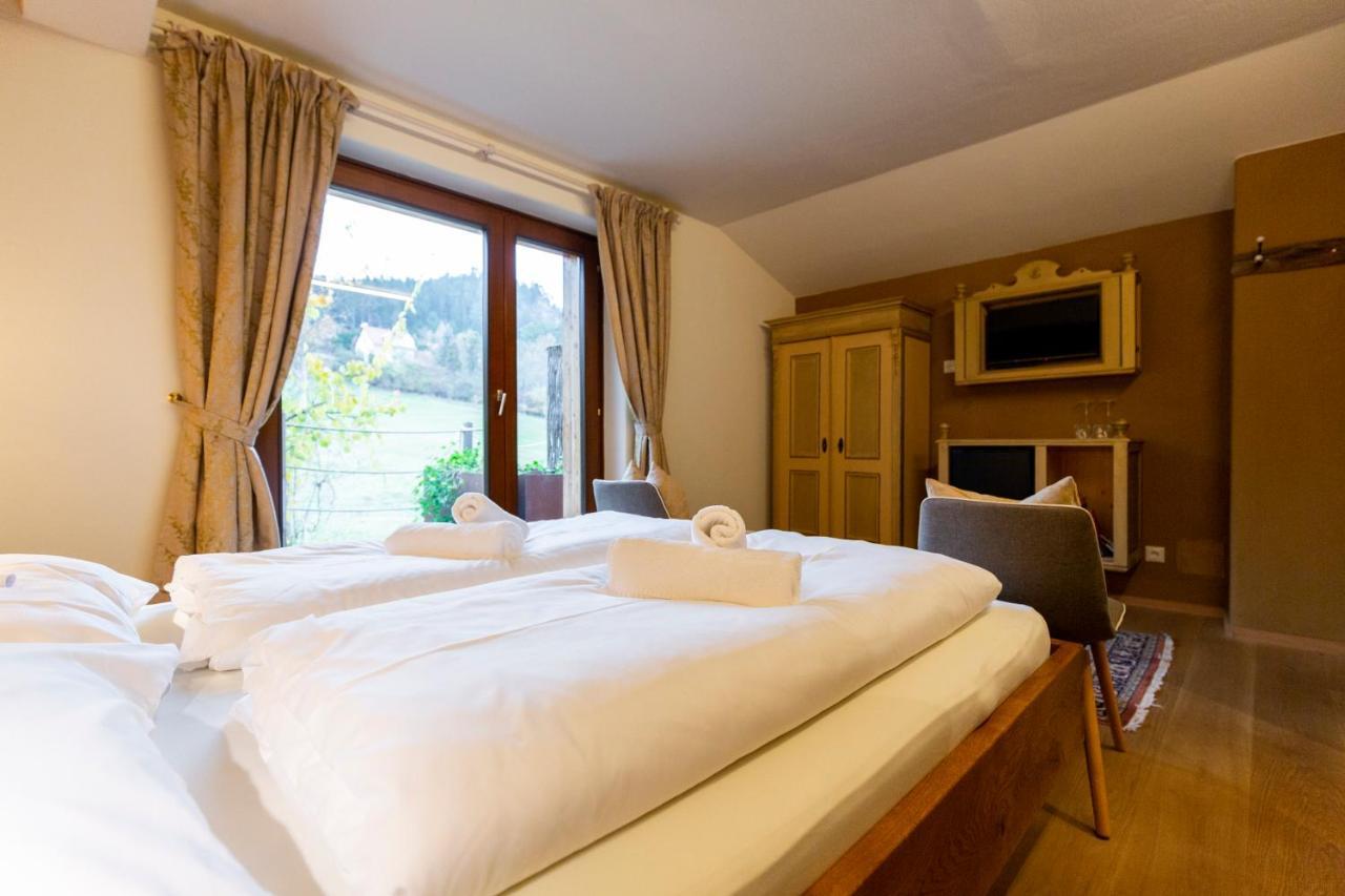 Weingut Georgium Bed & Breakfast Sankt Georgen am Langsee Ngoại thất bức ảnh